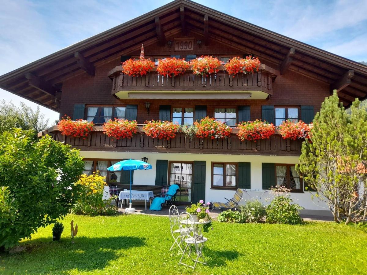 Haus Angelika Apartment Bad Hindelang Exterior photo